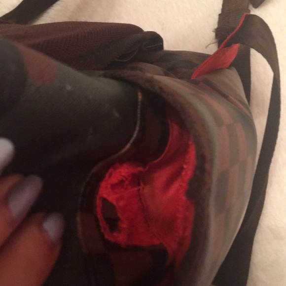 Sprayground backpack sharks in Paris - Picture 8 of 12